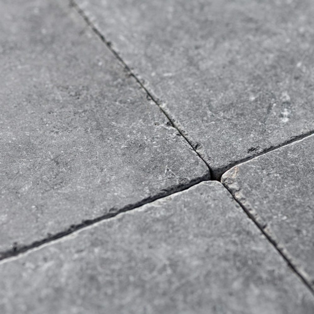 London Grey Honed/Tumble