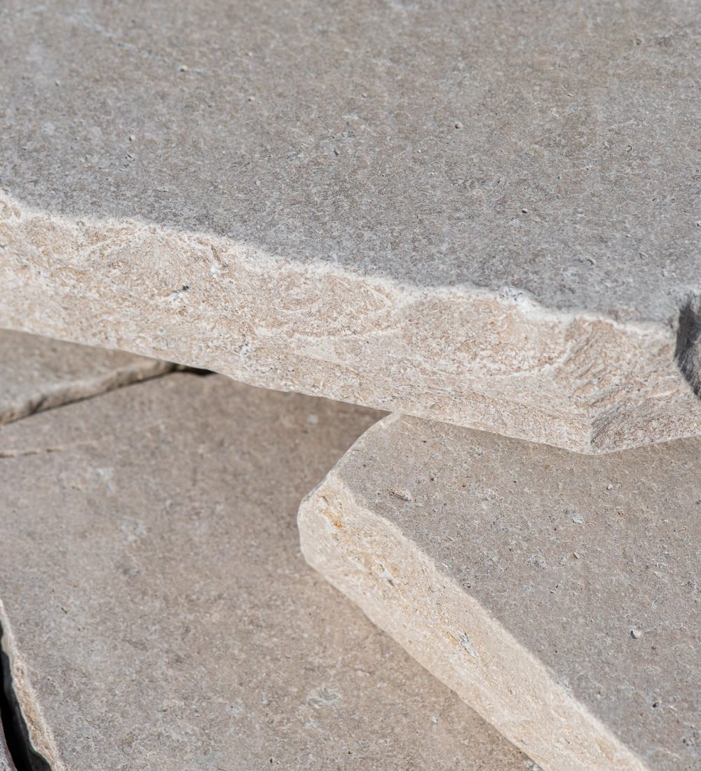 Sinai Pearl Flamed Cobblestones Split-Edge