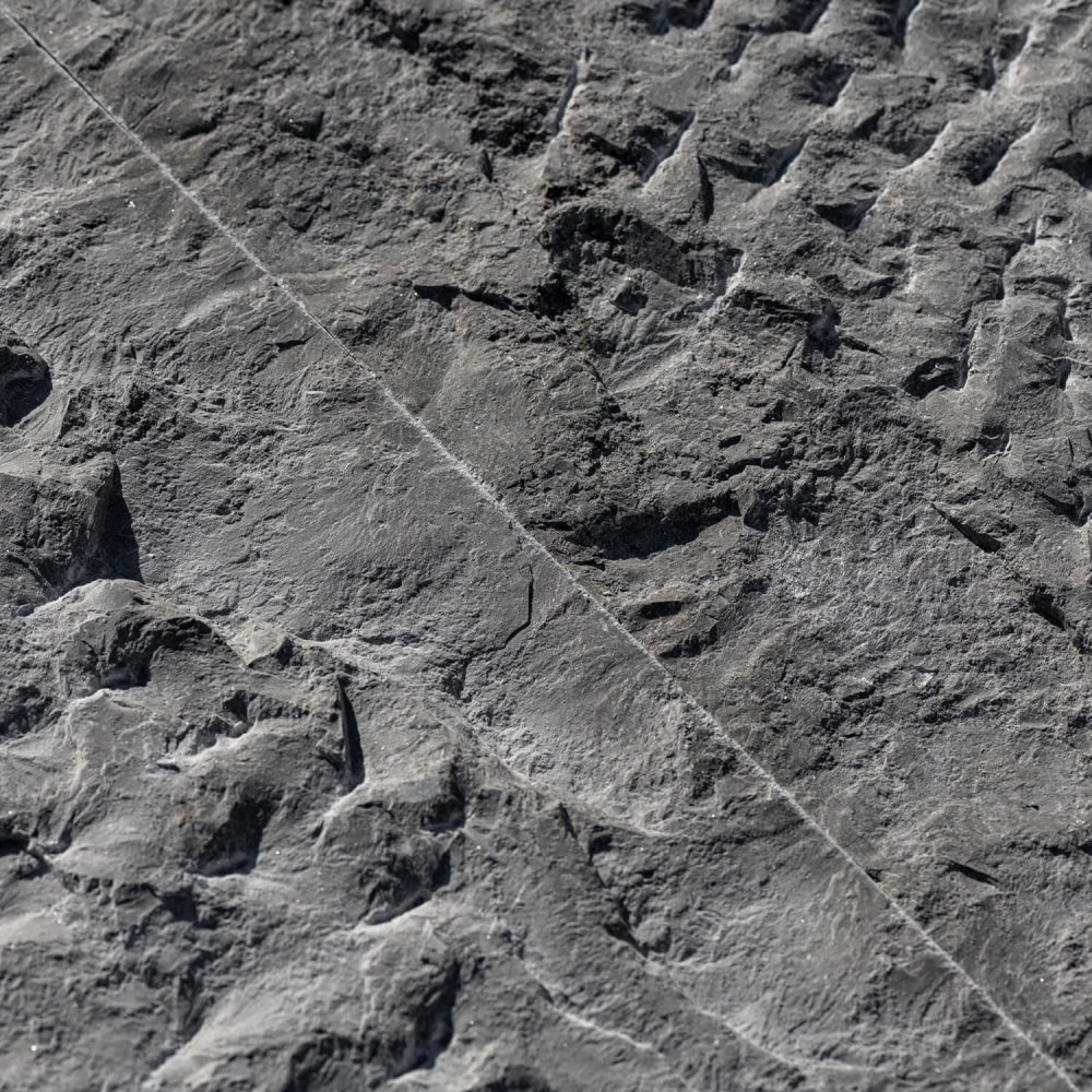 London Grey Rock-Face