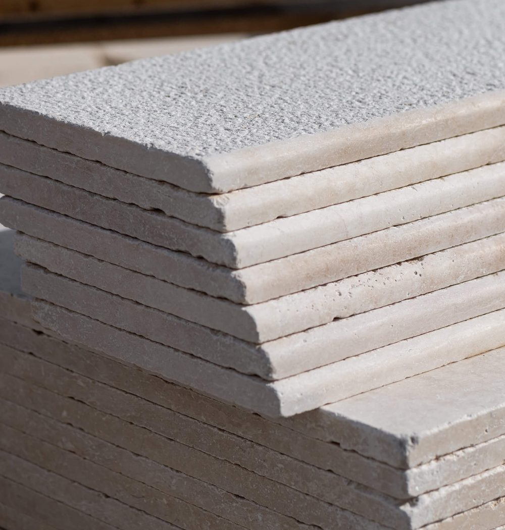 limestone_pool_coping_half_bull_nose_06
